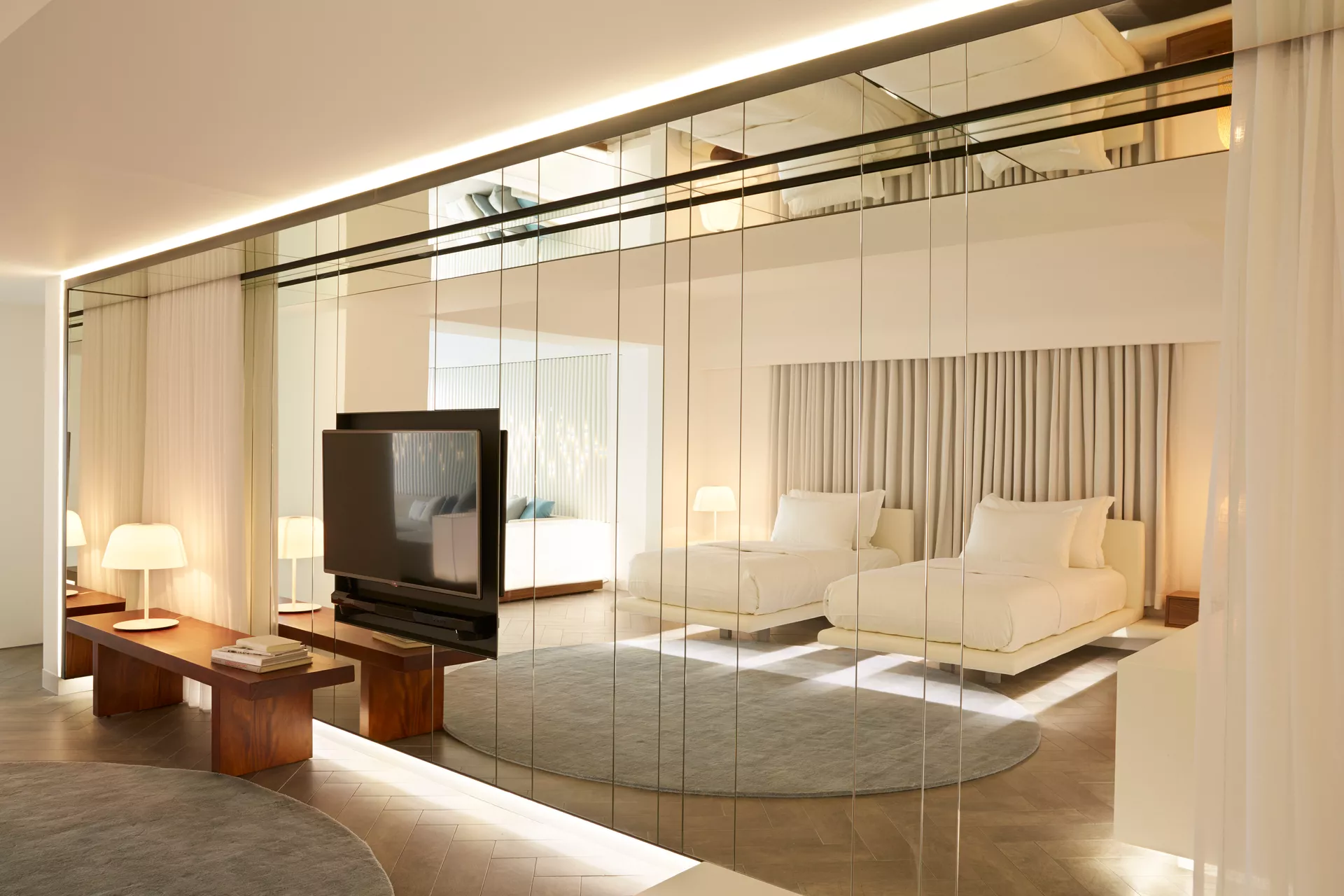 Tiara Holidays - Nikki Beach Resort & Spa - Ultra Suite with Sea View - mirror